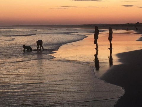 Cromarty Cottage 900m From Birubi Beach - Geraldton Accommodation 6