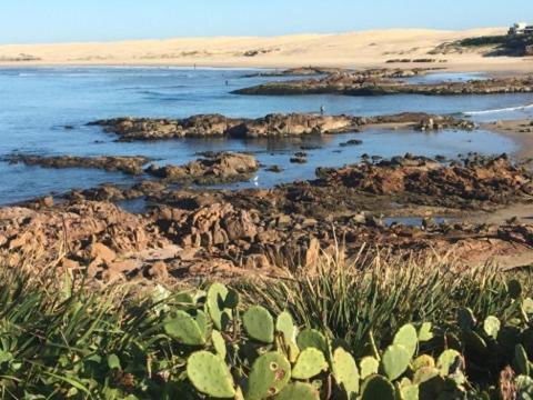 Cromarty Cottage 900m From Birubi Beach - Geraldton Accommodation 4