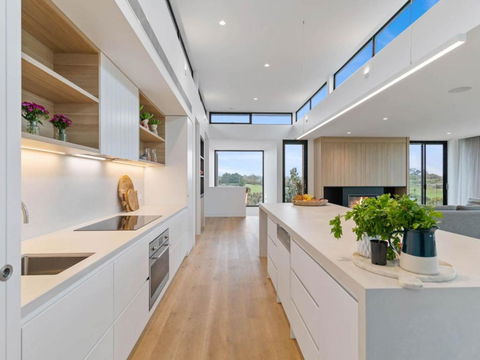 Fairway Views - Geraldton Accommodation 5