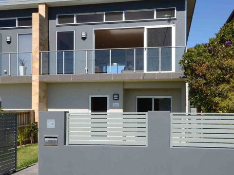 KIAMA SUNRISE Kiama & Surrounds 4pm Check Out Sundays - Geraldton Accommodation 0