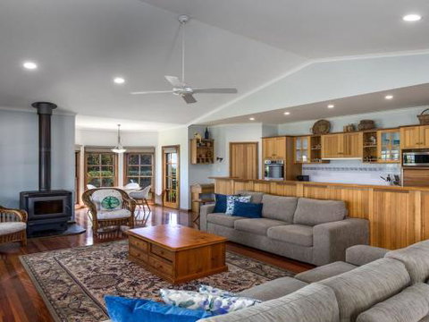 GULL HOUSE Kiama 4pm Check Out Sundays - Geraldton Accommodation 3