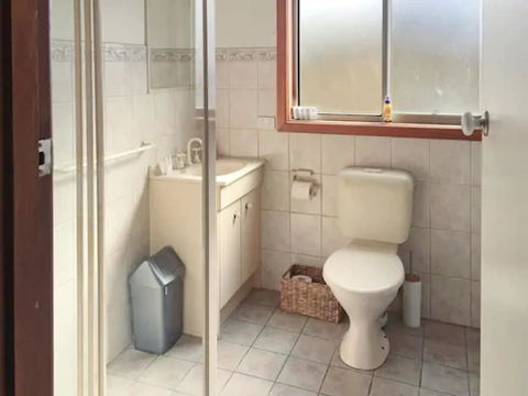 Home Near Shops & Beach - Geraldton Accommodation 6