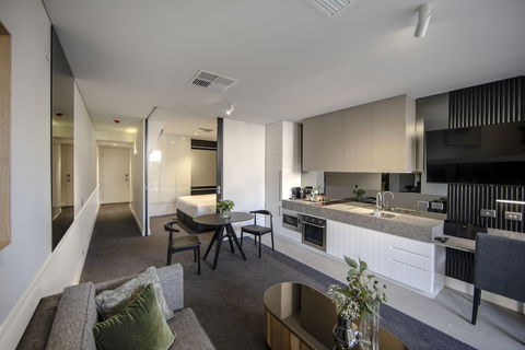 Majestic M Suites - Geraldton Accommodation 4