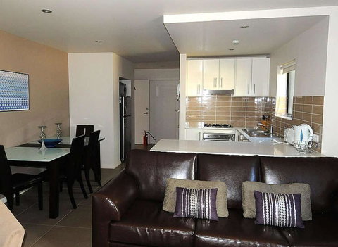 Blues Air 4 - Geraldton Accommodation 1