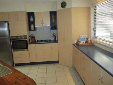 SPUR Of THE MOMENT - Geraldton Accommodation 4