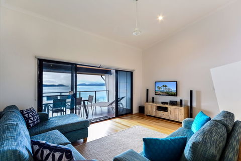 Shoreline 31 Renovated Upmarket 2 Bedrooms Ocean View Near Marina With Golf Buggy - Geraldton Accommodation 6