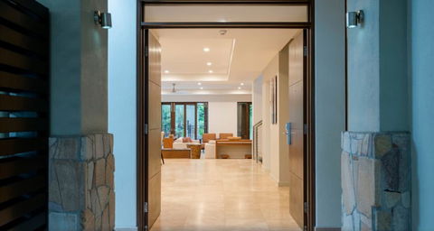 Sea Temple Port Douglas 3 Bedroom Luxury Villa - Geraldton Accommodation 5