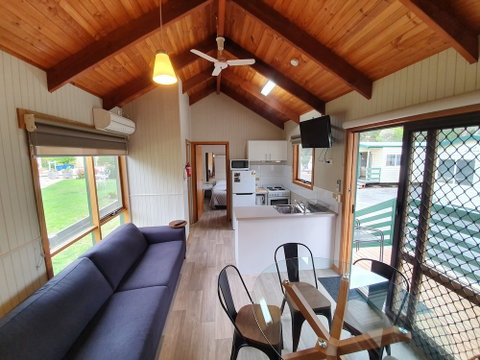 G'day Parks Ararat - Geraldton Accommodation 1