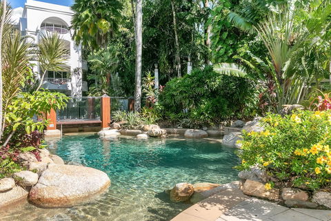 Poolside Apt In Alamanda Beachfront Resort 41 - Geraldton Accommodation 3