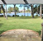 Between Waters B  B Lake Macquarie - Geraldton Accommodation