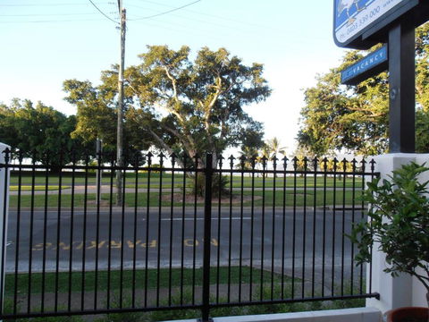 Floriana Villas - Geraldton Accommodation 3