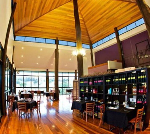 Oceanview Estate Vineyard Cottages - Geraldton Accommodation 3