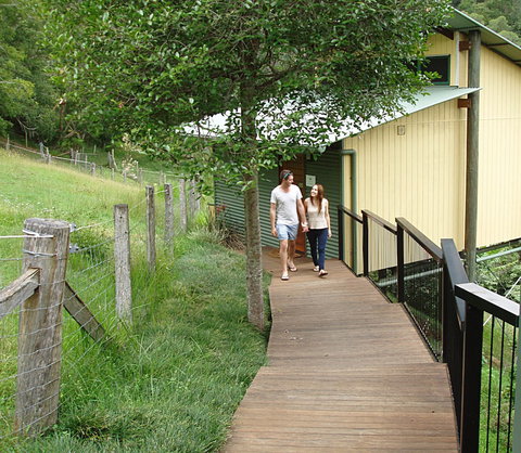 Dayboro Cottages & Llama Walks - Geraldton Accommodation 5