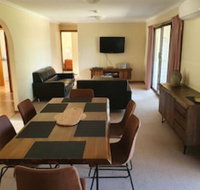 Annies Holiday Units - Geraldton Accommodation
