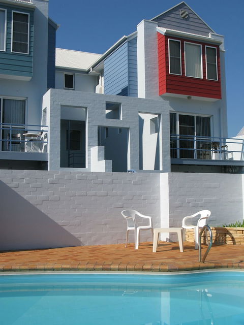 Bluedock Apartments - Geraldton Accommodation 0