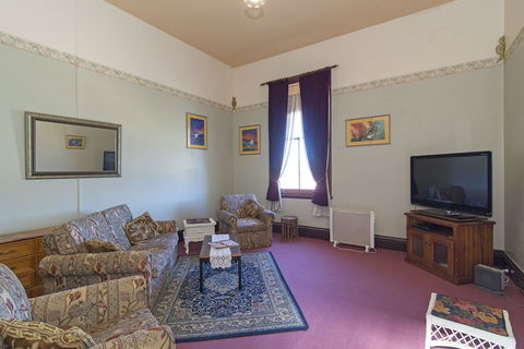 Historic Stannum House - Geraldton Accommodation 6