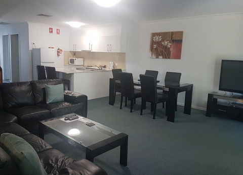 Mid City Motor Inn - Geraldton Accommodation 2