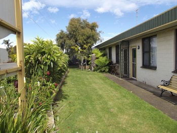 Lakes Entrance Holiday Units - Geraldton Accommodation 1