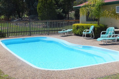 Lakes Entrance Country Cottages - Geraldton Accommodation 4
