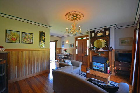 Araluen Park Cottages - Geraldton Accommodation 4