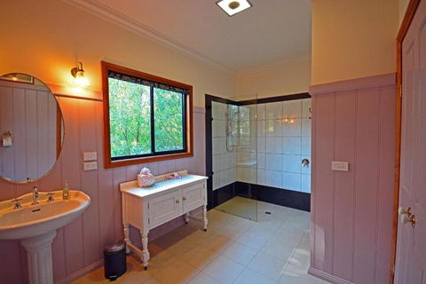 Araluen Park Cottages - Geraldton Accommodation 2