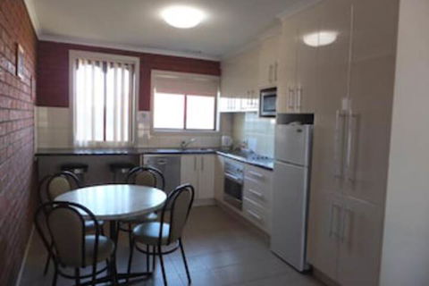 Paradise Holiday Apartments - Geraldton Accommodation 3