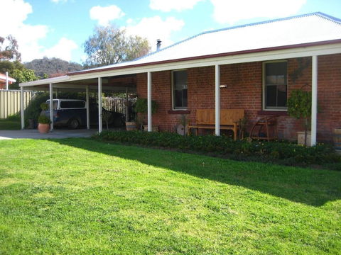 Mudgee Bed And Breakfast - Geraldton Accommodation 0