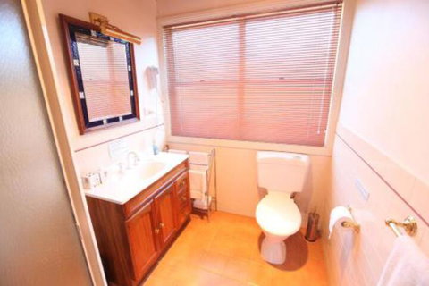 The Residence At Elbourne Wines - Geraldton Accommodation 7