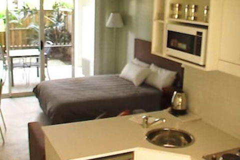 Cabarita Lake Apartments - Geraldton Accommodation 5