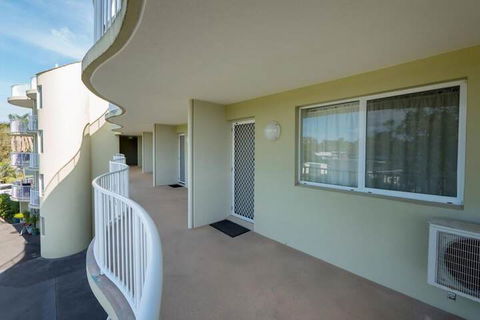 Cabarita Lake Apartments - Geraldton Accommodation 2