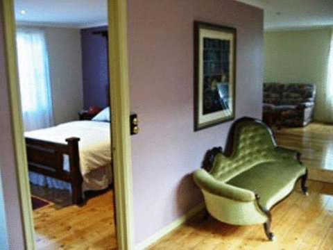 Codrington Gardens - Geraldton Accommodation 2