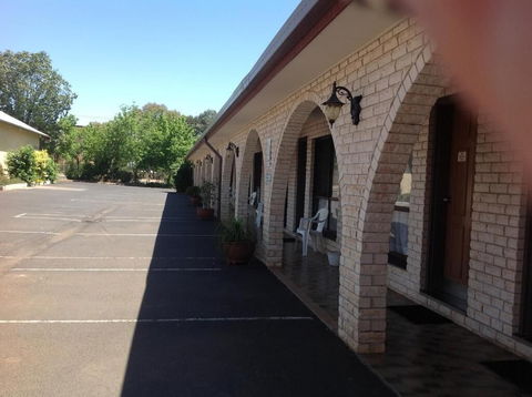 Forest Lodge Motor Inn & Restaurant - Geraldton Accommodation 2