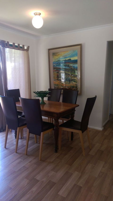 Amy's House - Geraldton Accommodation 4