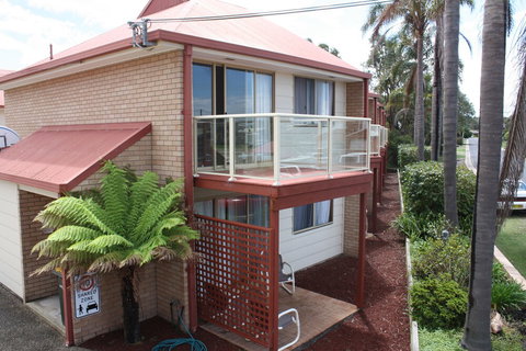 Sapphire Court Holiday Units - Geraldton Accommodation 2