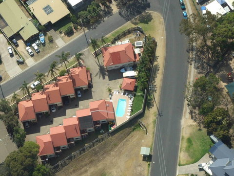 Sapphire Court Holiday Units - Geraldton Accommodation 5