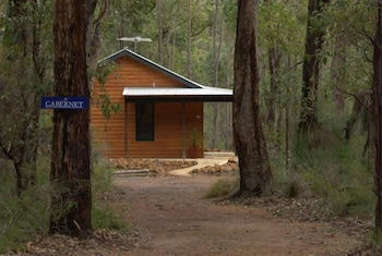 Island Brook Estate - Geraldton Accommodation 4