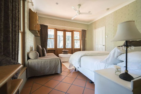 Thistle Hill Guest House - Geraldton Accommodation 5