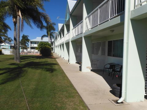 Reef Adventureland Motor Inn - Geraldton Accommodation 1