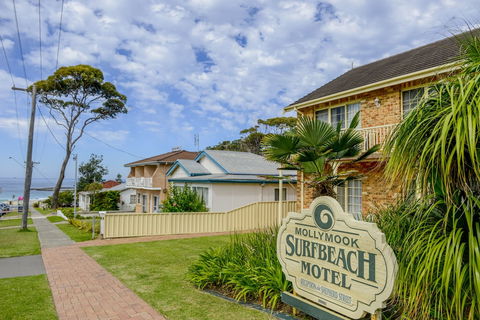 Mollymook Surfbeach Motel And Apartments - Geraldton Accommodation 0
