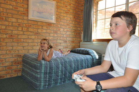 Mollymook Surfbeach Motel And Apartments - Geraldton Accommodation 4