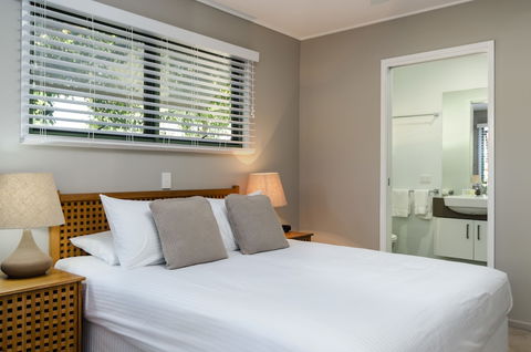 The Retreat Beach Houses - Geraldton Accommodation 6