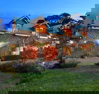 Mary Card's Coach House