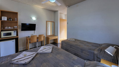 Gunnedah Motor Inn - Geraldton Accommodation 6