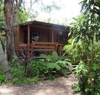 Samurai Beach Bungalows Port Stephens YHA - Geraldton Accommodation