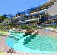 Stradbroke Island Beach Hotel - Geraldton Accommodation