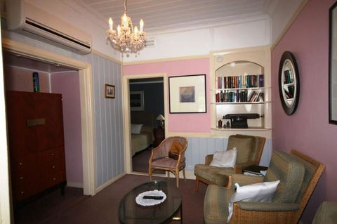 Bourke Riverside Motel - Geraldton Accommodation 1