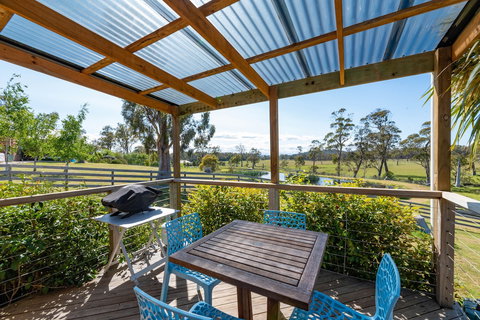 Hazelcreek Cottages - Geraldton Accommodation 6
