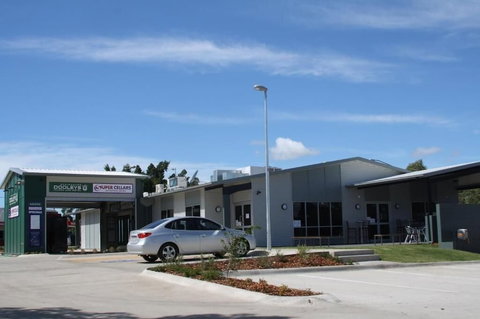Dooleys Springsure Tavern And Motel - Geraldton Accommodation 1