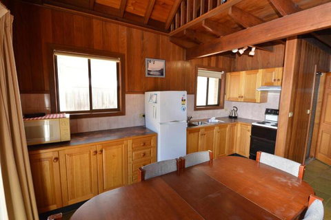 Cedar Haven - Geraldton Accommodation 7