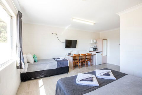 Banjo Paterson Motor Inn - Geraldton Accommodation 7